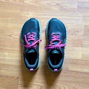 Altra Outroad Women's Running Shoes